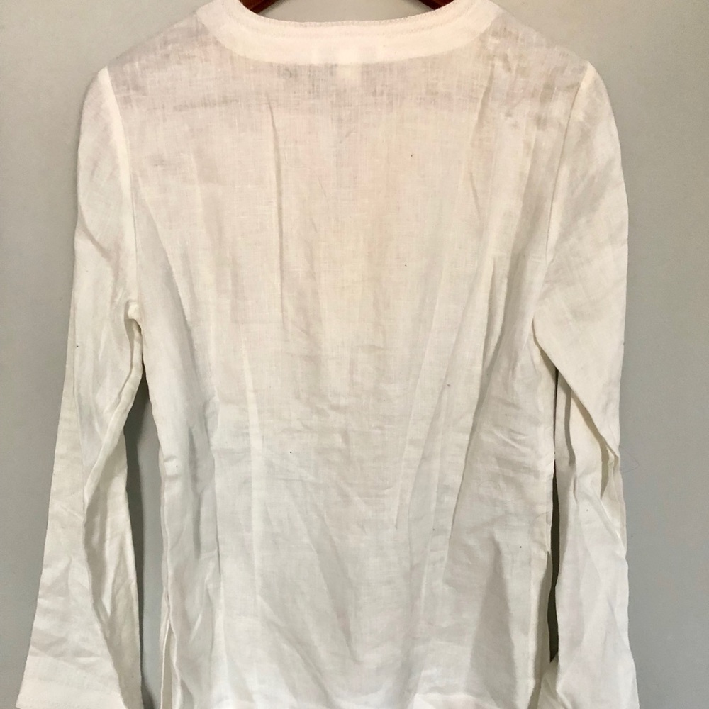 white blouse - Picture 2 of 2